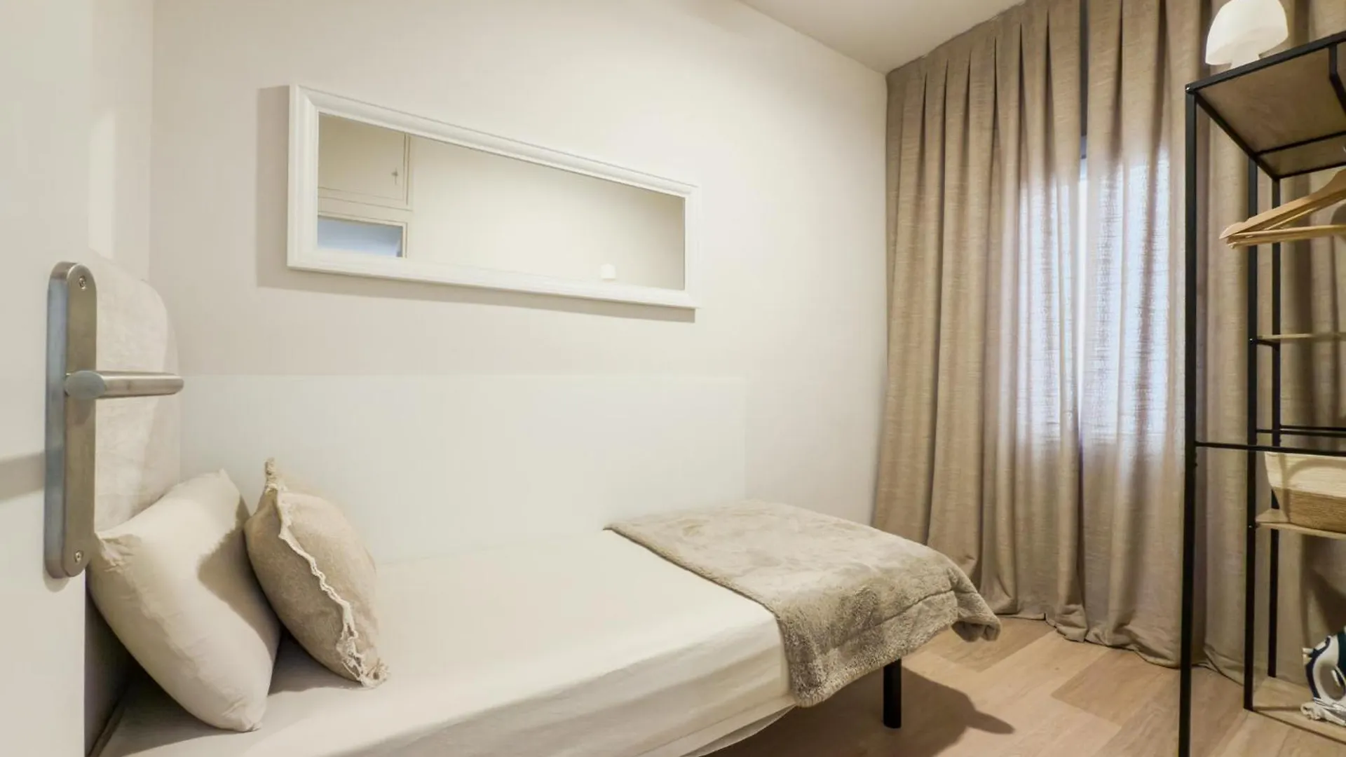 Barcelona Aura Apartments Hospitalet de Llobregat 0*,
